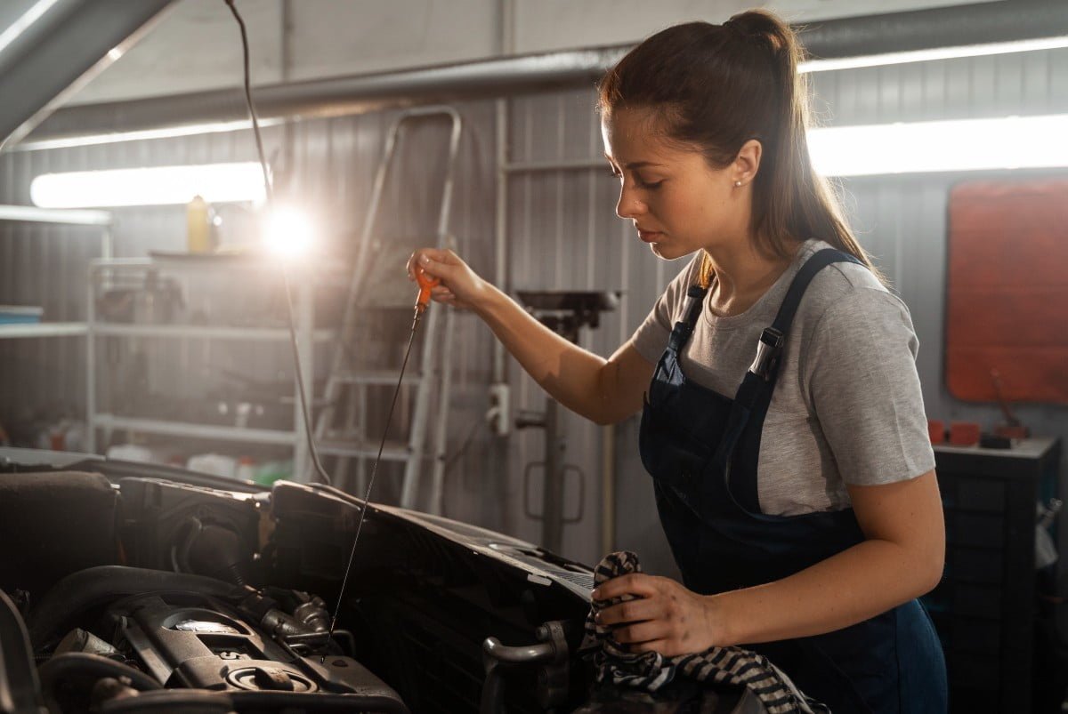 Know the Top Car Repair Myths Debunked