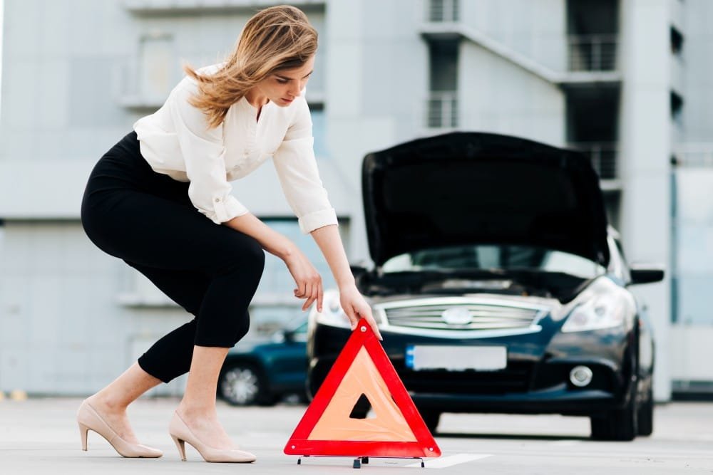 Top Signs Your Vehicle Needs Electrical Service – Don’t Ignore These Warning Lights